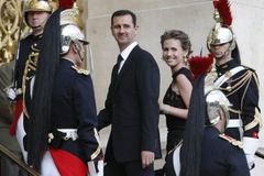 Paříž hostila Asadův comeback do světa diplomacie