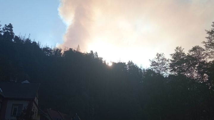 V Národním parku České Švýcarsko hoří les. Nikdo není zraněný; Zdroj foto: Hasičský záchranný sbor Ústeckého kraje