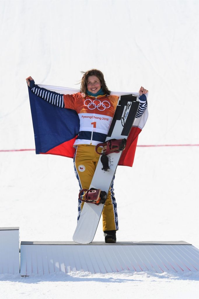 Eva Samková slaví bronz na ZOH 2018