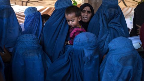 Afghánská vězení jsou plná žen a dětí