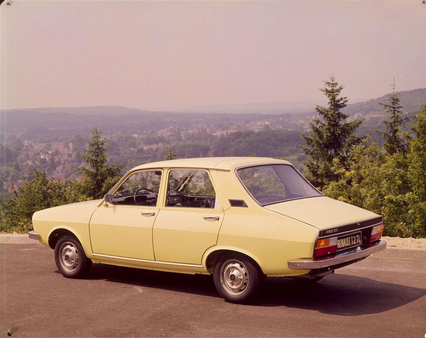 Renault 12