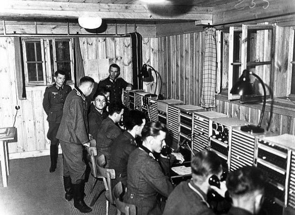 Jednorázové užití / Uplynulo 75 let od operace Valkýra, během které měl být zlikvidován Adolf Hitler / Youtube