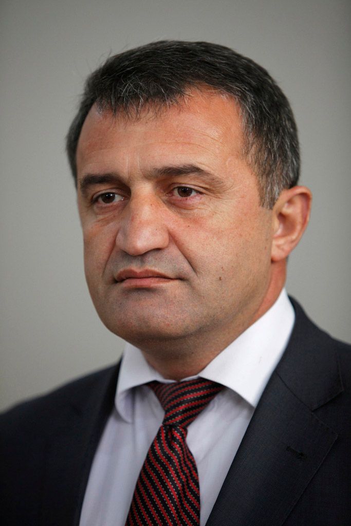 Anatolij Bibilov, vítěz prezidentských voleb v Jižní Osetii