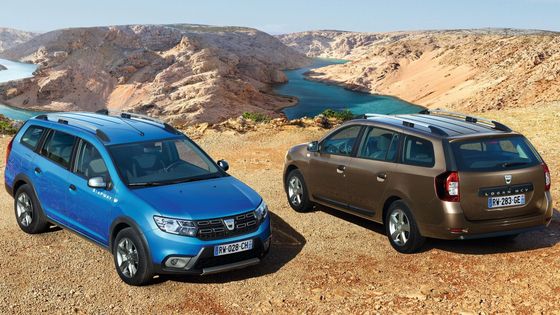 Dacia Logan MCV je jednoznačně nejlevnějším kombíkem na českém trhu. Terénní provedení Stepway z obrázku se prodává od 288 400 korun, základní verze dokonce od 189 900 korun.