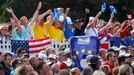 Američtí fanoušci při zahájení golfového 39. Ryder Cupu v americkém Medinahu.