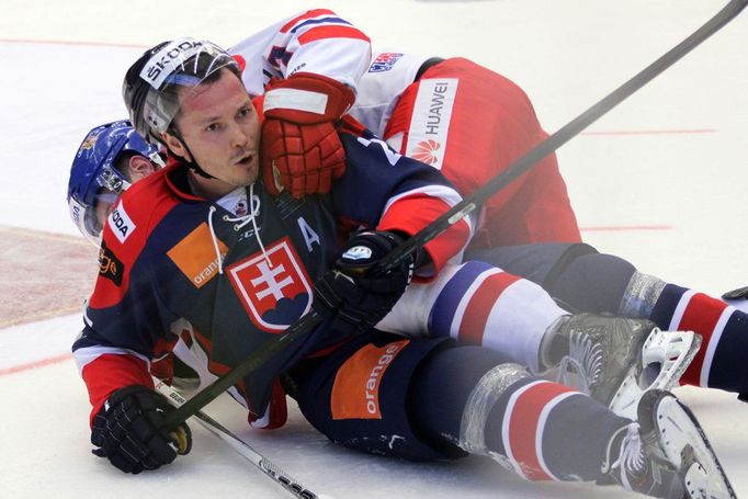 EHCh, Česko-Slovensko: Jakub Krejčík (91) - Ladislav Nagy (27)