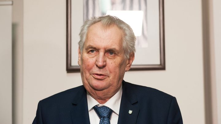 Zeman chce stavět rodinný dům v Lánech, koupil si pozemek kousek od zámku