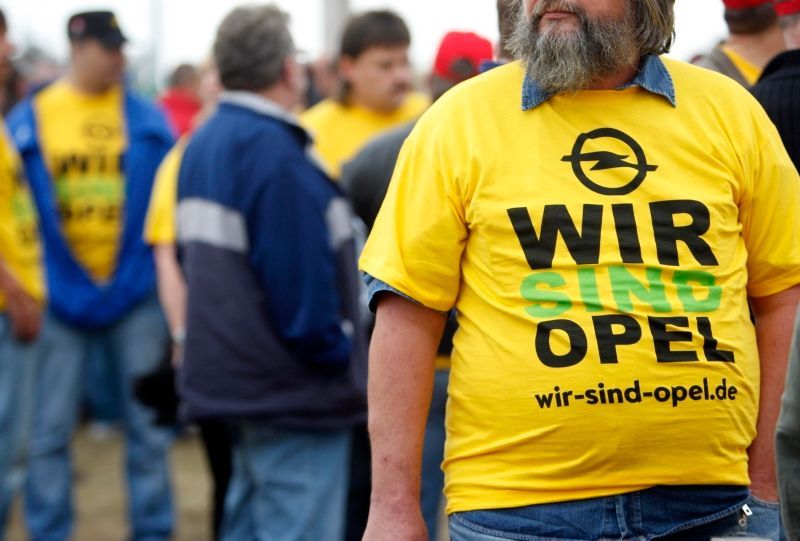 Německo před volbami: Jednou z karet, které míchají volební koktejl, je i osud automobilky Opel
