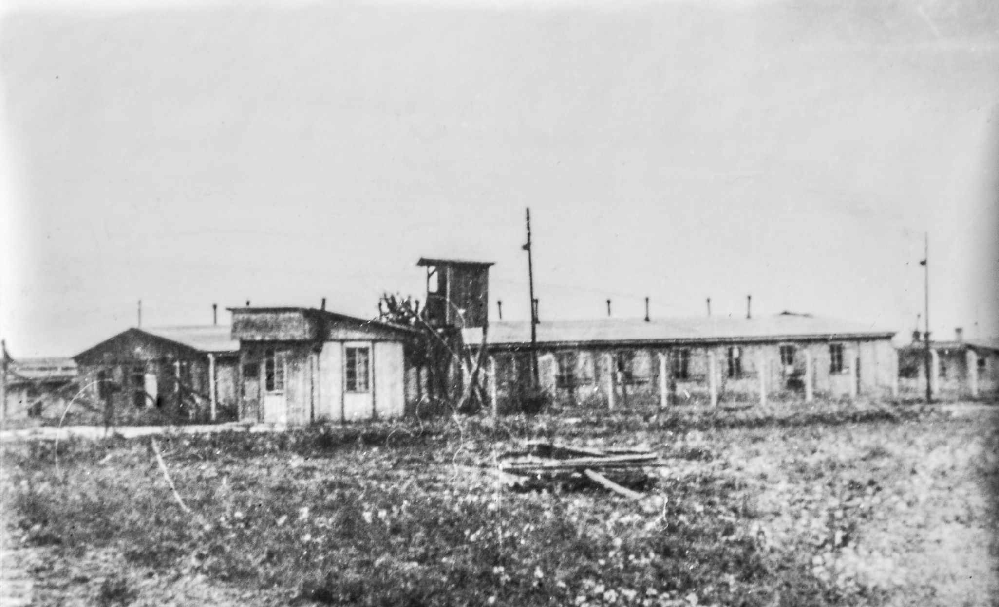 Koncentrační tábor Hradištko a neznámý příběh španělských vězňů, Koncentrační tábor Hradištko, Koncentrační tábor, Benešovsko, historie, Magazín