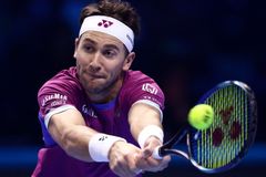 Zverev dál válcuje soupeře, posledním semifinalistou Turnaje mistrů je Ruud