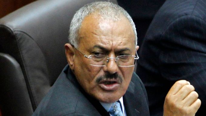 Prezident Alí Abdalláh Sálih v jemenském parlamentu.