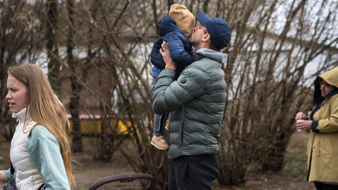 Uprchlíci na ukrajinsko-maďarské hranici, ilustrační foto