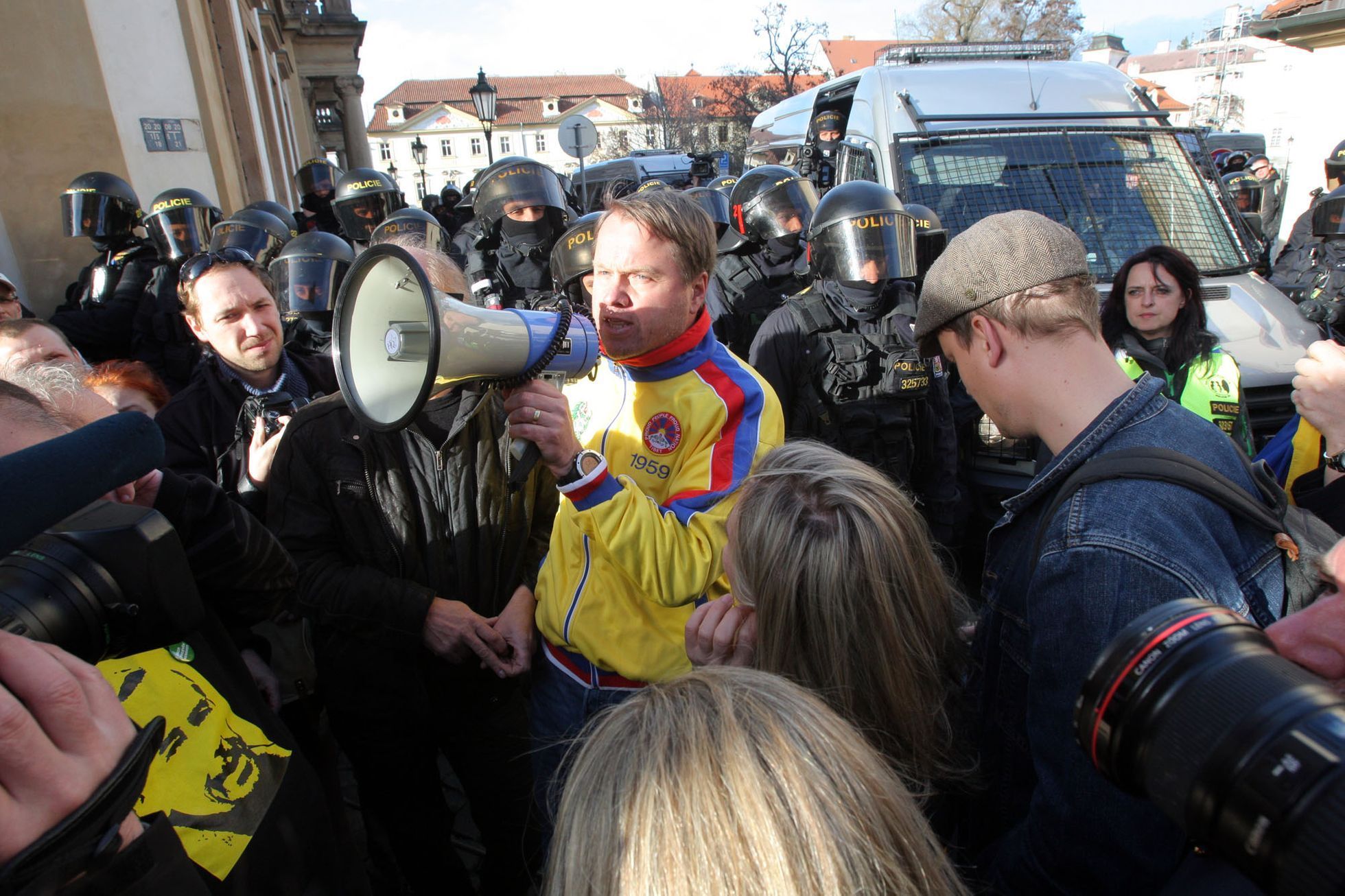 Demonstrace za svobodný Tibet a demokracii v Česku