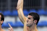 Michael Phelps se raduje z osmé zlaté medaile na olympijských hrách v Pekingu.