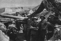 České "pouštní krysy" pomohly ubránit Tobruk. Bez nich by to byla katastrofa, míní historik
