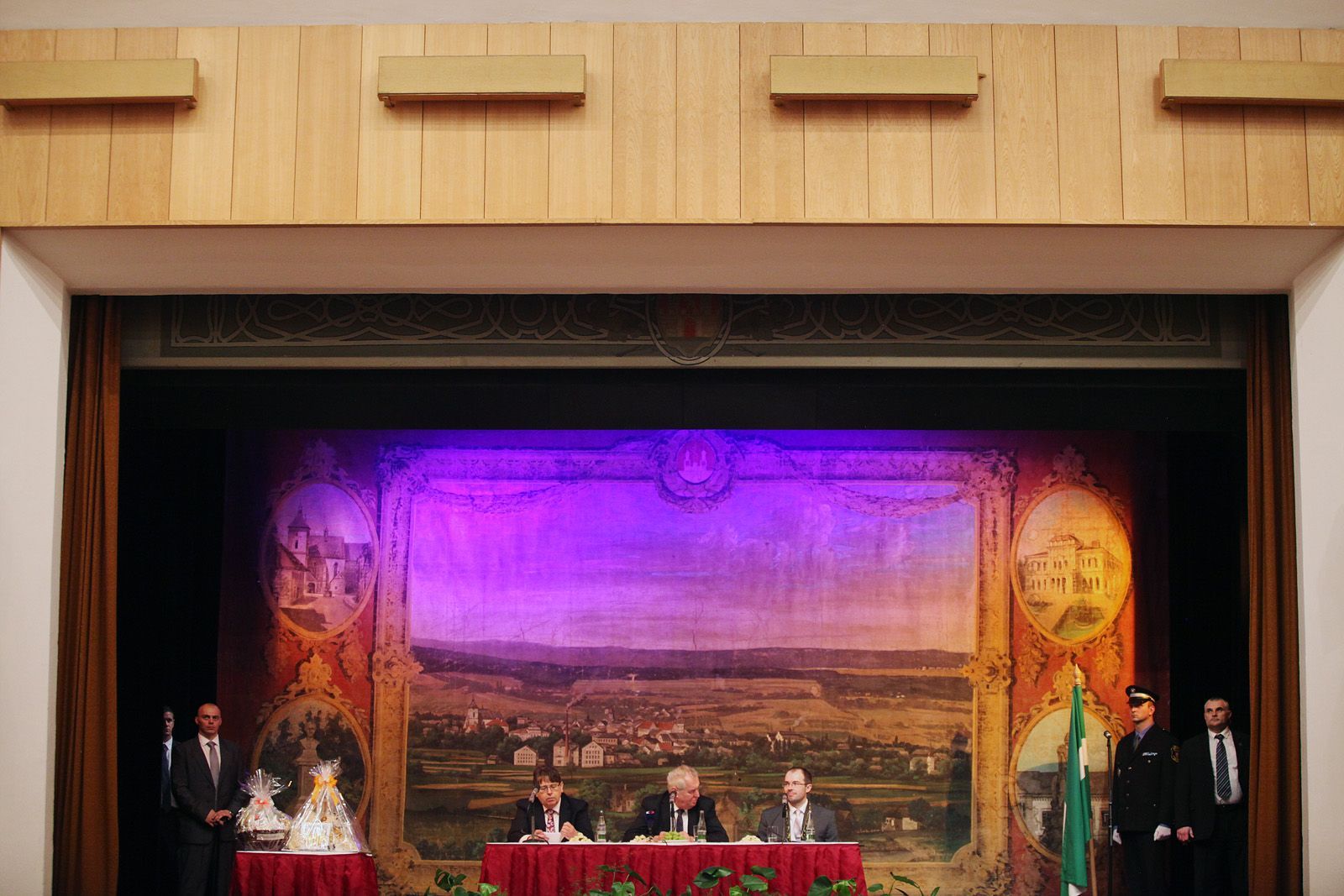 Prezident Miloš Zeman při návštěvě ve Dvoře Králové nad Labem