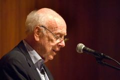 Zemřel americký vědec James Watson, spoluobjevitel struktury DNA