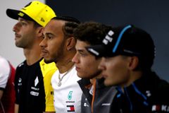 Už nesmíme mlčet, vědí piloti F1. Hamiltonova výzva k boji proti rasismu zabrala