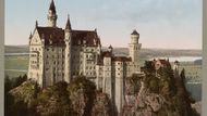 Jednou z největších turistických ikon Německa je bezesporu bavorský zámek Neuschwanstein. Nechal ho postavit Ludvík II. Bavorský a stavba inspirovala Walta Disneyho, když kreslil hrad Šípkové Růženky.