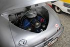 Tatru 600 pohání vzduchem chlazený plochý čtyřválec (typu boxer) o objemu 1952 ccm, jenž má výkon 38,2 kW a vůz tak dosahuje maximální rychlosti 130 km/h.