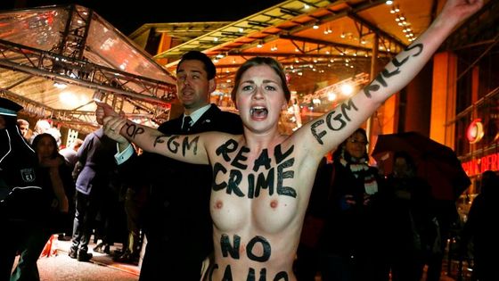 O rozruch se při zahájení Berlinale postaraly sextremistky Femen