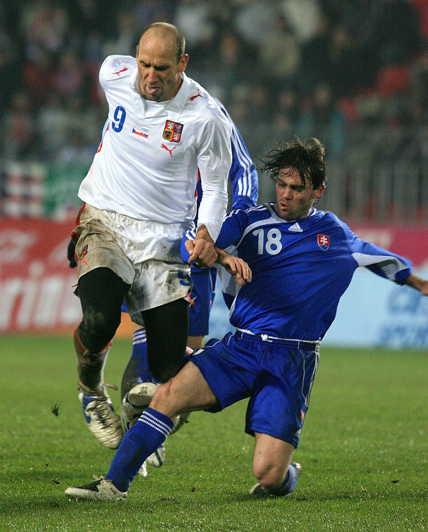 Čeští fotbalisté v utkání proti Slovensku