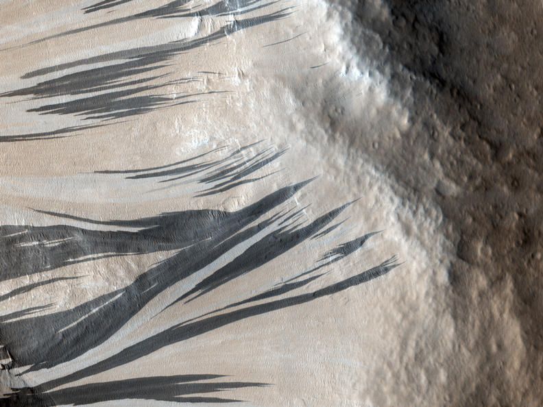 Fotogalerie / Fascinující pohledy na povrch Marsu / NASA / 24