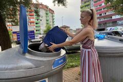 "Sousedé se mi smáli, že jsem blázen." Lidé v Sarajevu se díky Česku učí třídit odpad