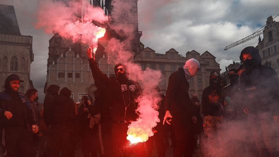 Top foto 2020: Neuvěřitelný rok očima fotografa Aktuálně.cz Jakuba Plíhala