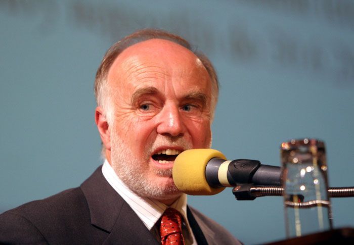 Jiří Pekárek na valné hromadě stomatologické komory