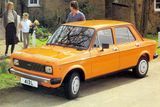 V roce 1980 začala v Kragujevaci výroba Zastavy 128, tedy sedanu, který bezprostředně vycházel z původního Fiatu. Na snímku je pak exportní britské provedení.