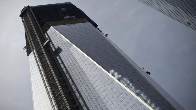 Mrakodrap One World Trade Center od pondělka obývá první firma - vydavatelská společnost Condé Nast.