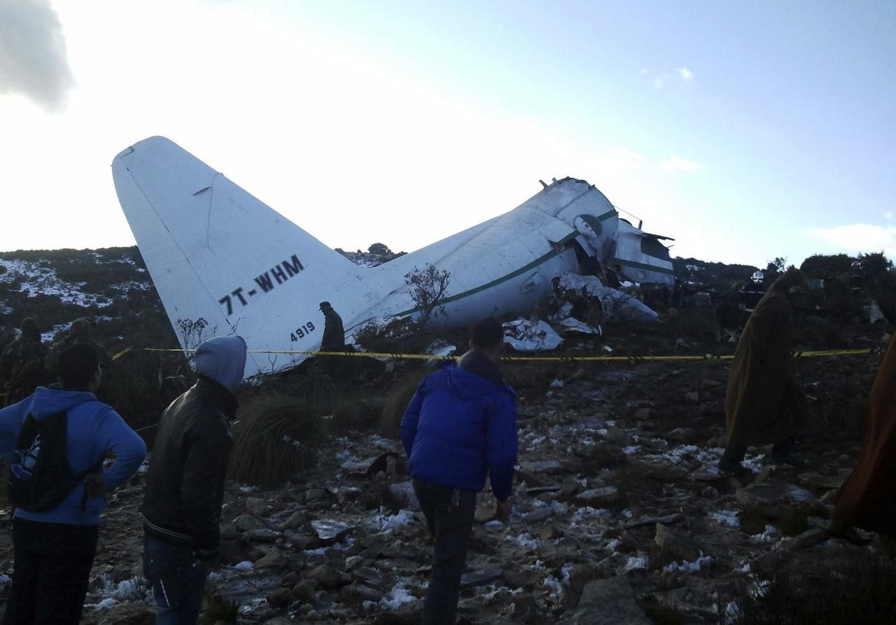 Alžírsko - letadlo - letecké neštěstí - Hercules C-130