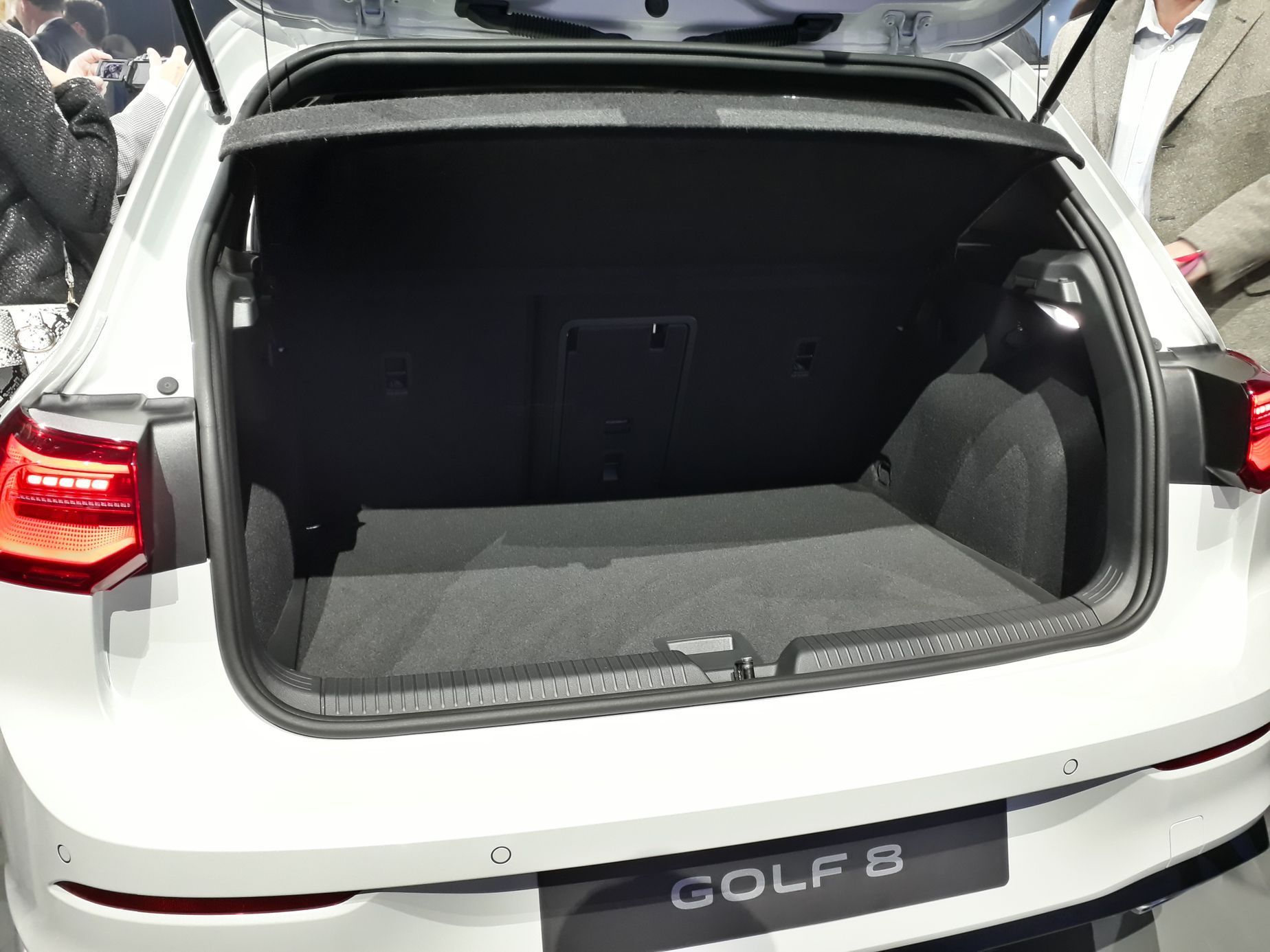 Volkswagen Golf živě