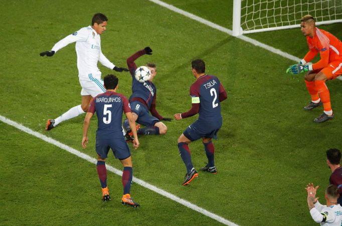 LM, PSG-Real: Marco Verratti - Raphael Varane