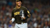 9. Manny Machado - 7,05 miliard korun. Baseballista s dominikánskými kořeny si sice vydělá ročně v přepočtu o 60 milionů korun méně než kolega, jenže souhrnně mu za deset let přiteče od týmu San Diego Padres přes sedm miliard...