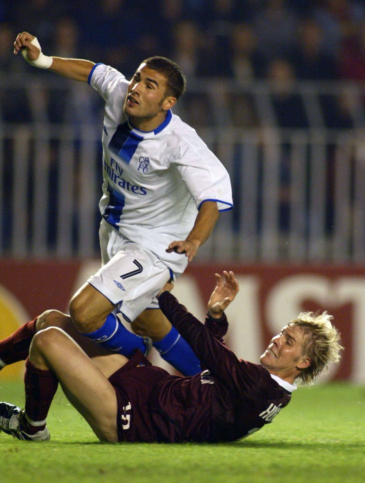 LM Sparta Praha - Chelsea, září 2003: Tomáš Hübschman - Adrian Mutu