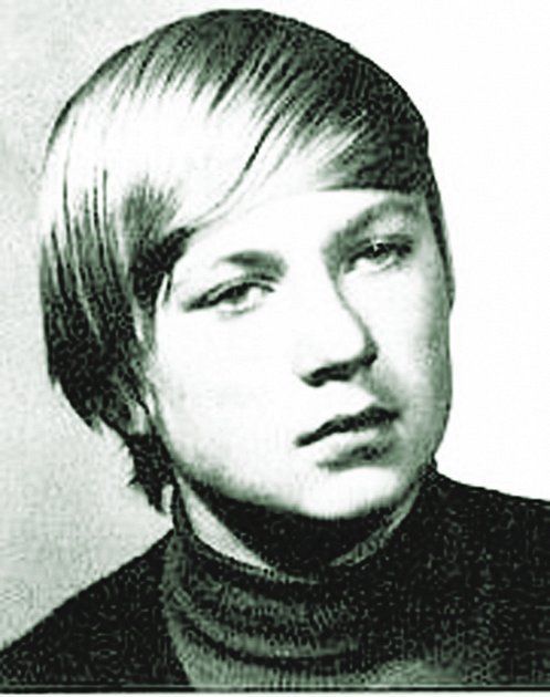 Bohumil Siřínek, čtrnáctiletý tremp, kterého 21. srpna 1969 na Tylově náměstí v Praze postřelil milicionář. Siřínek podlehl zranění brzy ráno 24. srpna.