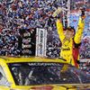NASCAR, Daytona 2021: Michael McDowell slaví vítězství
