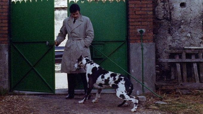 Alain Delon ve filmu Osudový okruh (1970).