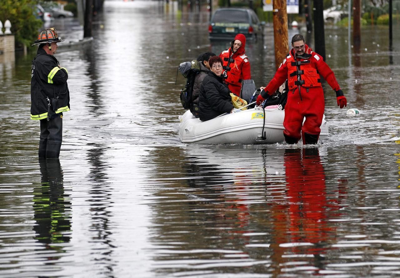 Foto: Bouře Sandy řádí na východním pobřeží USA