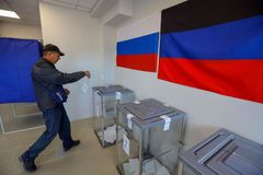Okupační úřady nutí lidi hlasovat o připojení k Rusku i bez dokladů, řekl činitel