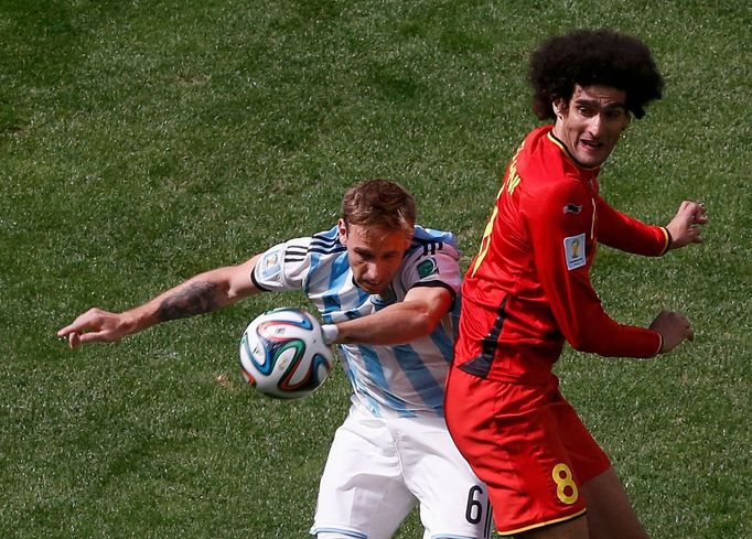 MS 2014, Argentina-Belgie: Lucas Biglia - Marouane Fellaini