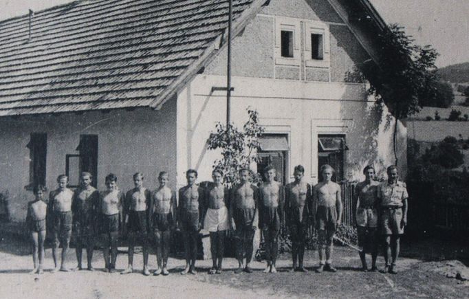 Legendární Foglarova družina – nejstarší český skautský oddíl Pražská dvojka.