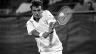 Mats Wilander - To se týkalo i této bývalé světové jedničky Matse Wilandera ze Švédska. Tříměsíční trest vešel v platnost až v květnu 1997, kdy hráči po několika soudních jednáních stáhli odvolání proti zastavení činnosti.