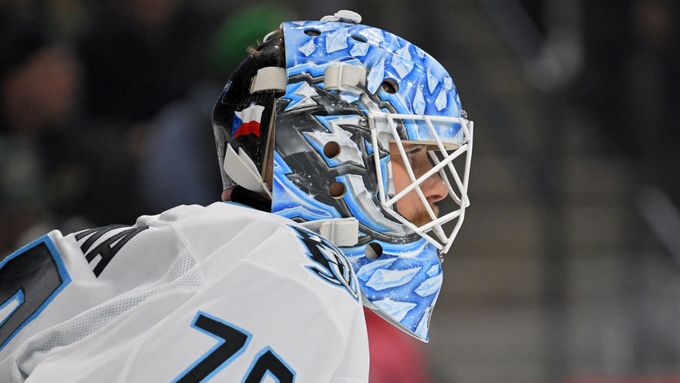 Skvělé zákroky Karla Vejmelky v zápase NHL Minnesota - Utah