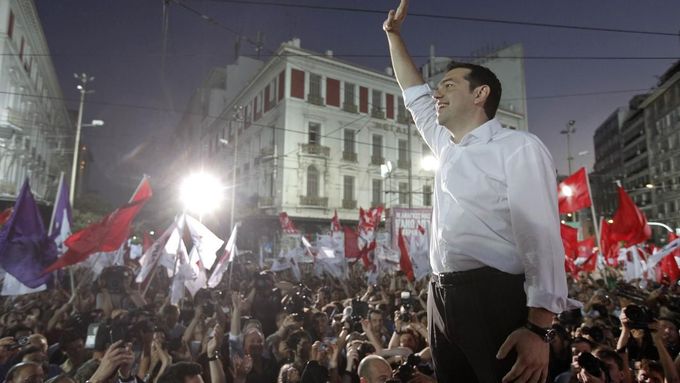 Šéf radikální levice Tsipras odmítá dohody s EU, v eurozóně chce ale zůstat.