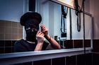 VIDEO Maskovaný kuchař Kittchen servíruje apokalypsu