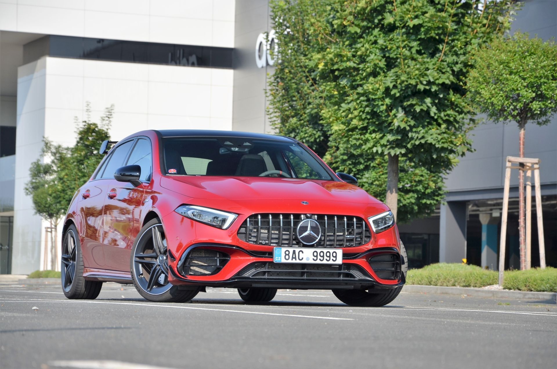 Mercedes- AMG A 45 S (2019 2020)