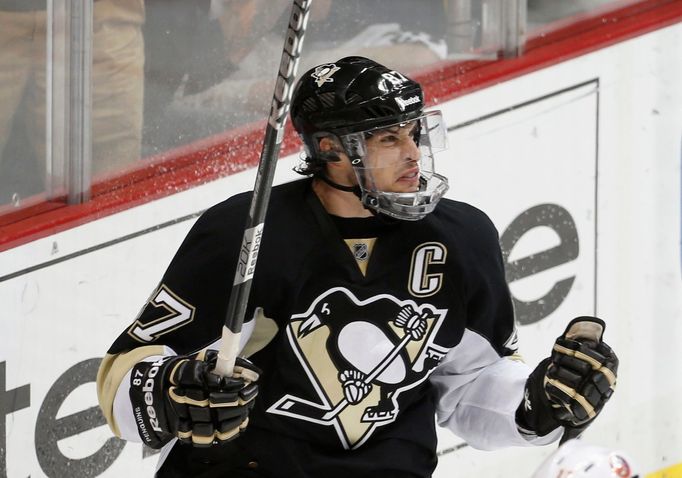 Sydney Crosby slaví branku Pittsburghu